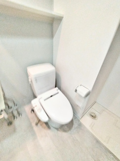 【トイレ】 | フレアコート新大阪 | 落ち着いた色調のトイレです