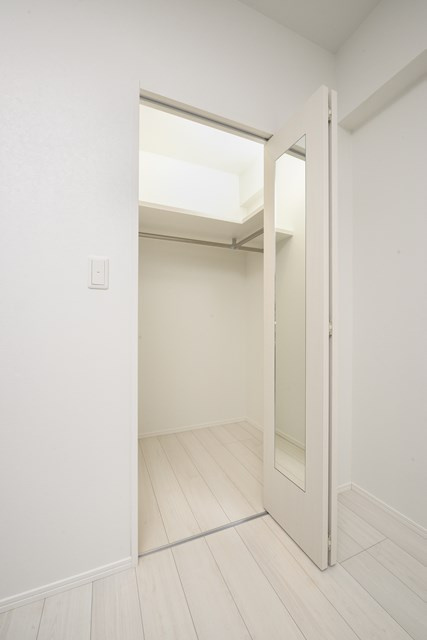 新品家具付きマンション春吉11(KaGood福岡)の収納|大きなものも収納できそうです