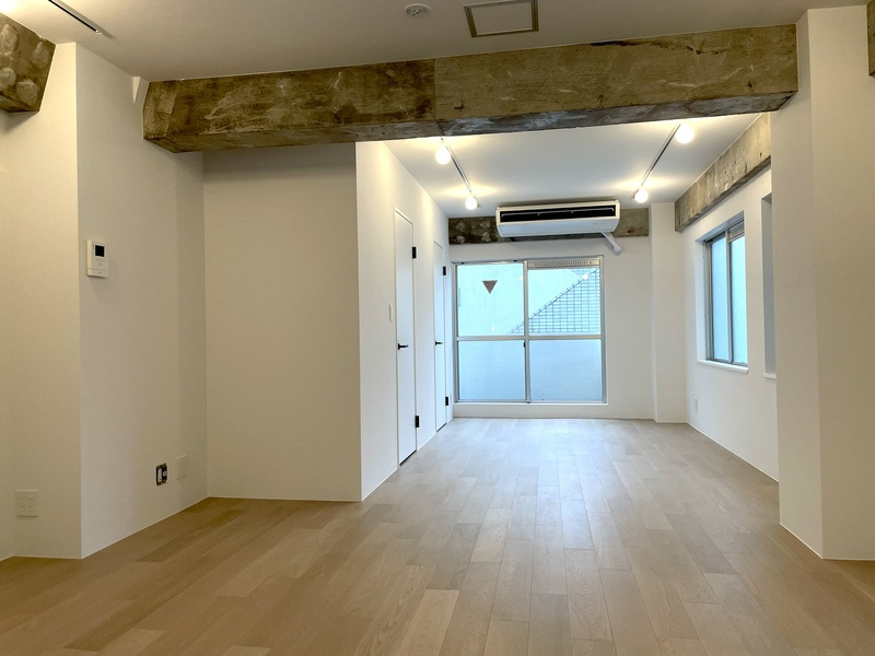 三上ビルの洋室|三上ビル