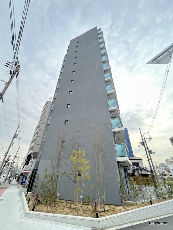 レオンヴァリエ長堀通　仲介手数料無料の外観