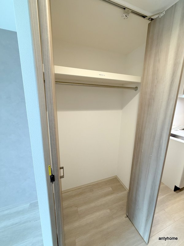 レオンヴァリエ長堀通　仲介手数料無料の収納