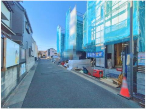 練馬区南田中４丁目　新築住宅　全３棟の前面道路含む現地写真