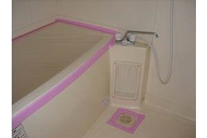 グランドゥール須田の浴室