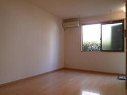 エスエフ　ファミールの居間・リビング|LINEでのお問い合わせもお待ちしております♪