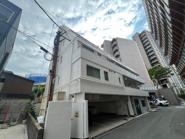 福岡市中央区赤坂３丁目の賃貸マンションの外観
