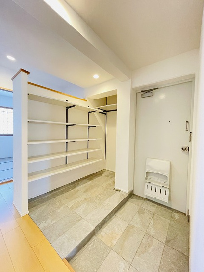 【玄関】 | 長丘西公園ハウス