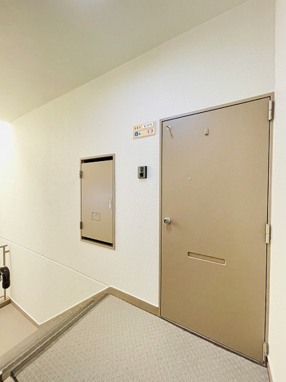 【玄関】 | 長丘西公園ハウス