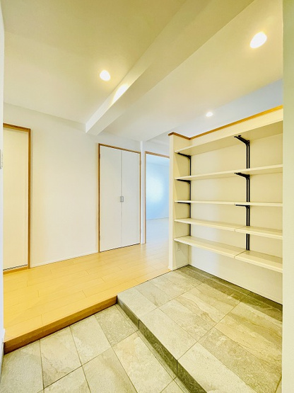 【玄関】 | 長丘西公園ハウス