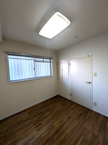 セルアーモ幸手金井の洋室