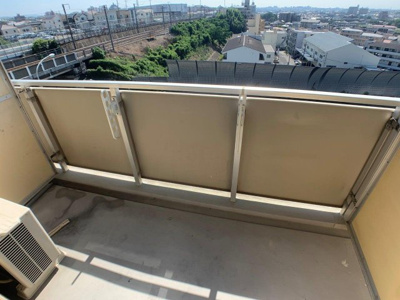 【バルコニー】 | ウエストハウスINLani（セパ）