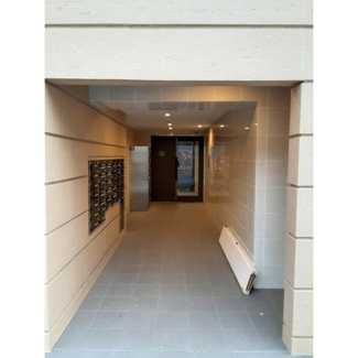 【エントランス】 | Trusty Residence天王寺東 | 落ち着いたエントランスです