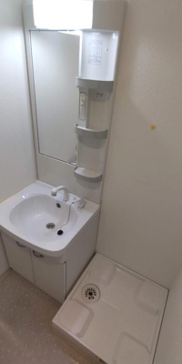 【設備】 | Trusty Residence天王寺東 | 洗濯機置き場です