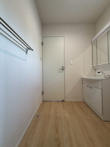 新築戸建　富士市増川　第3　全5棟　１号棟の脱衣所|使いやすい脱衣洗面室です