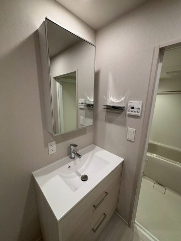 LiveFlat高田馬場の独立洗面台