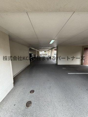 桜レジデンシャルの駐車場|駐車場に車を止められます