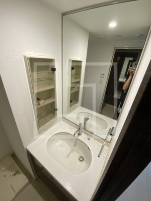 【独立洗面台】 | カスタリアタワー肥後橋 | カスタリアタワー肥後橋　独立洗面化粧台