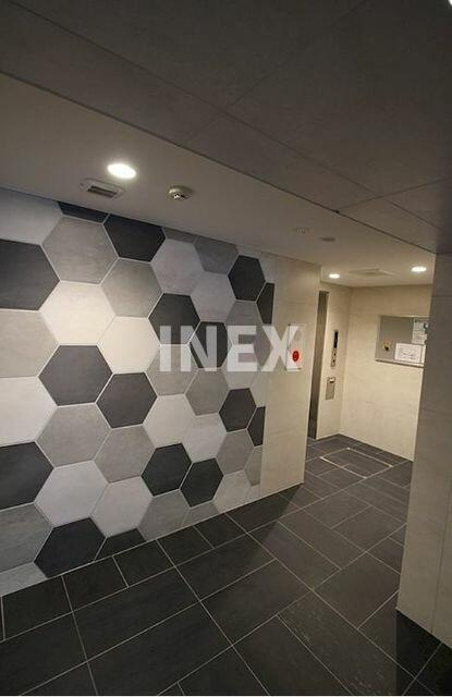 横浜市西区中央１丁目の賃貸マンションのロビー