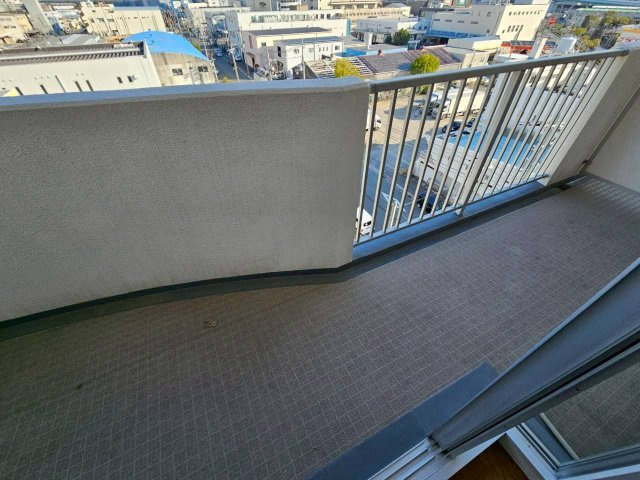 ユニハイム東灘のバルコニー