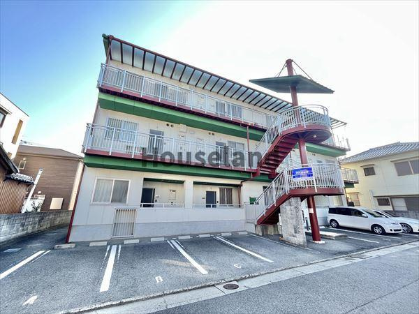 フォーチュネイト吹屋の外観