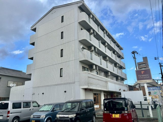 ジュネス伊伝居