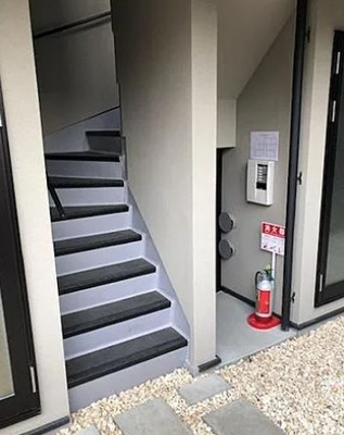 【エントランス】 | マツバテラス