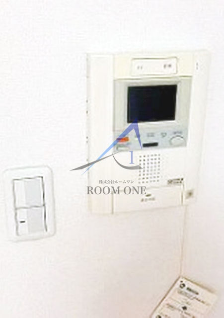 エグゼ浅草弐番館のセキュリティ|モニター付きインターホンです。