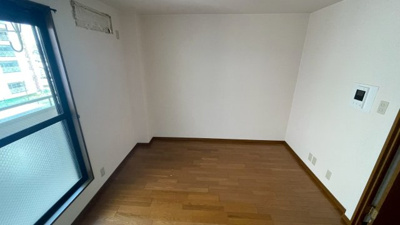 【居間・リビング】 | ロイヤルガーデン