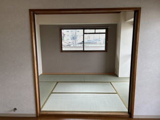 【和室】 | ドムール長居 | DKと繋がっている6畳の和室です。
