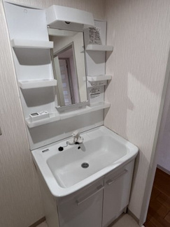 【独立洗面台】 | ドムール長居 | 綺麗な独立洗面台です！！