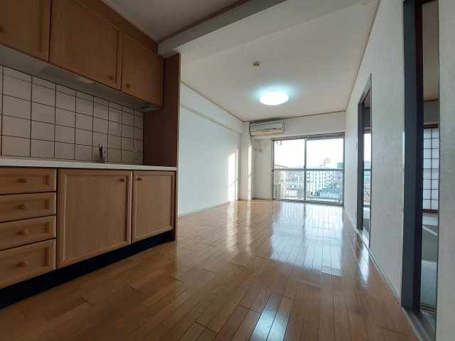 狭山レークハイツ2号館の居間・リビング