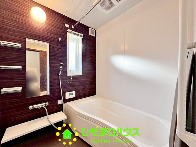 羽生市中岩瀬　中古一戸建て　の浴室