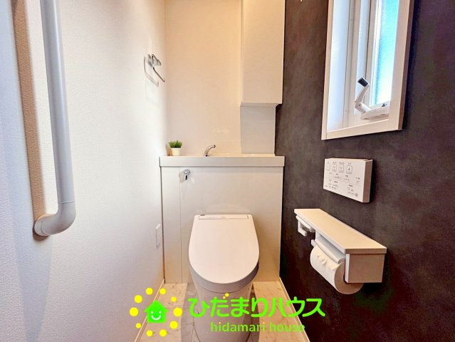 羽生市中岩瀬　中古一戸建て　のトイレ