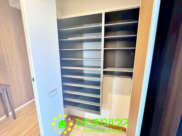 羽生市中岩瀬　中古一戸建て　の収納