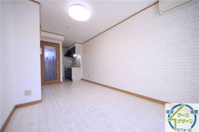 フォレスト江井島