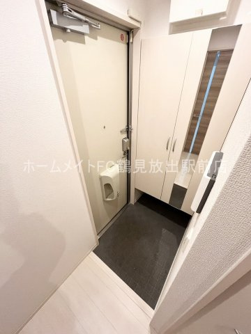 ラフィーネ徳庵の玄関