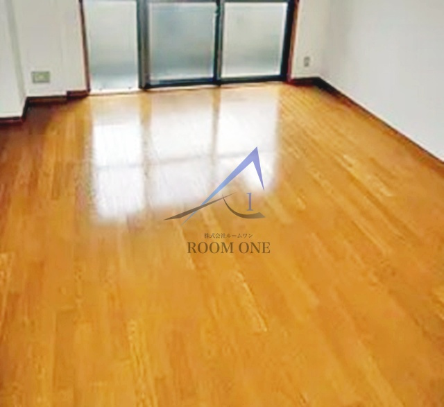 板橋ＫＭコートの居間・リビング|洋室のお部屋です。