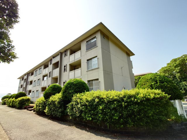 下和白住宅の外観|☆４ＬＤＫリノベーション物件☆ゆとりの広さ！好環境、ファミリータイプです♪