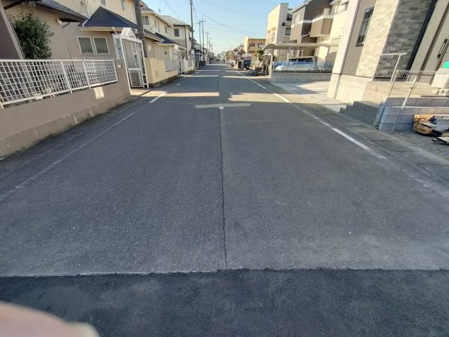 【Livele Garden】　久喜市菖蒲　第２　全2邸の前面道路含む現地写真|〇前面道路〇
南東側約8.1m
北東側約6m
北西側約5.98m
2026年1月撮影