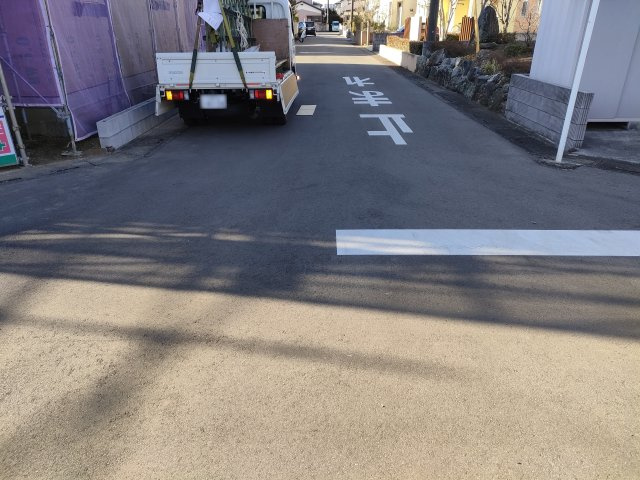 【Livele Garden】　久喜市菖蒲　第２　全2邸の前面道路含む現地写真|〇前面道路〇
南東側約8.1m
北東側約6m
北西側約5.98m
2026年1月撮影