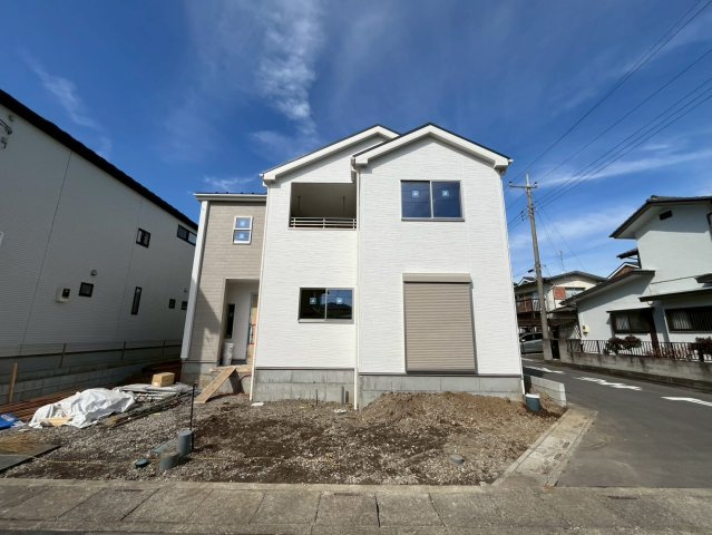 【Livele Garden】　久喜市菖蒲　第２　全2邸の前面道路含む現地写真|〇２号棟〇
インテリアの統一が作りやすい全居室洋室プラン♪雨の日も安心インナーバルコニー付きです！
2026年2月撮影