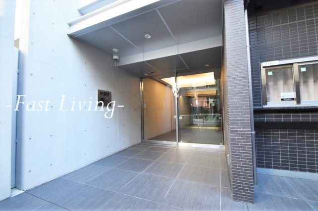 セントラルプレイス新宿御苑前