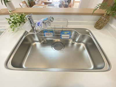 【キッチン】 | 糸満市兼城（全2棟） | ※同仕様写真です