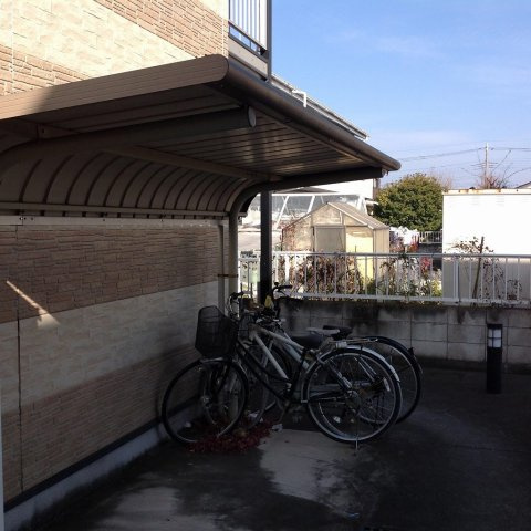 レオパレスＬＯＴＵＳ　Ｂのその他|屋根付き駐輪場になります