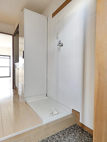 ソレイユ上社のその他|室内洗濯機置き場