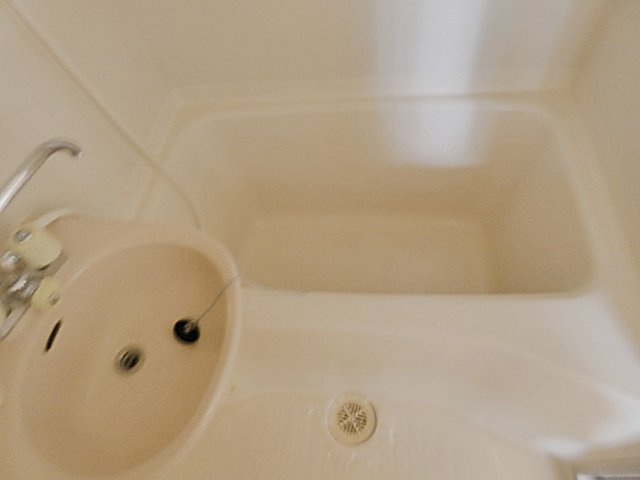 ソレイユ上社の浴室|お風呂です