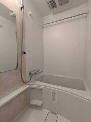 【浴室】 | エスリード ザ・グレア大阪 | ゆったり過ごせるお風呂です