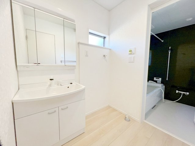 島田市金谷東第9／の独立洗面台