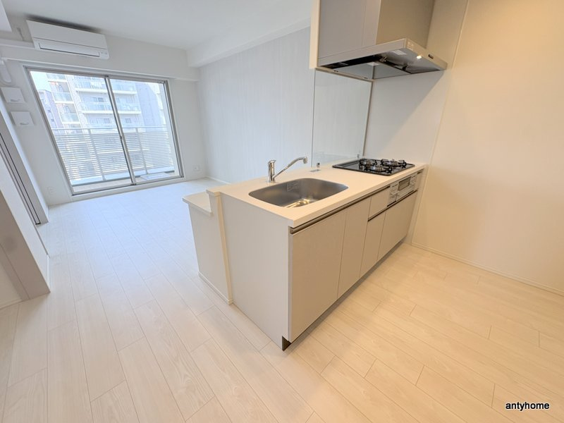 スプランディッド玉造DUE　仲介手数料無料の洋室