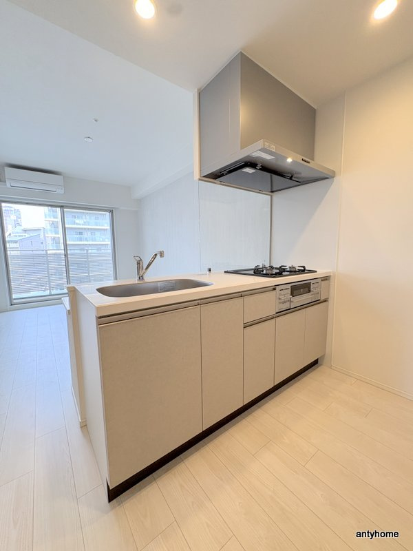 スプランディッド玉造DUE　仲介手数料無料のキッチン