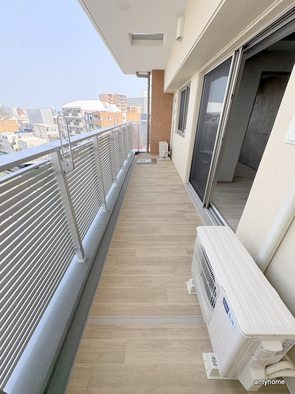 スプランディッド玉造DUE　仲介手数料無料のバルコニー